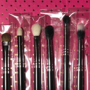 *NEW* Morphe Catch My Eye - 6 Piece Eye Brush Set